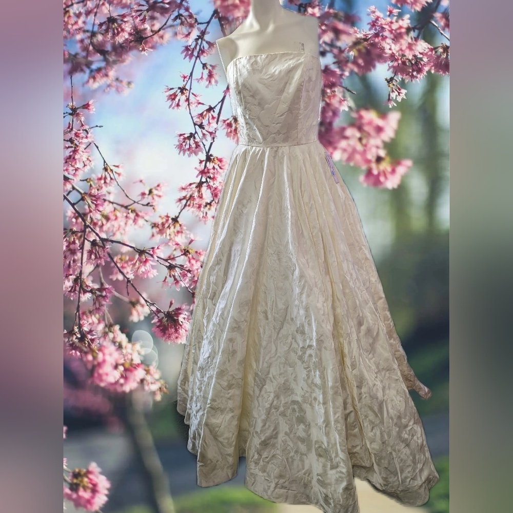 Tara Keely wedding dresses